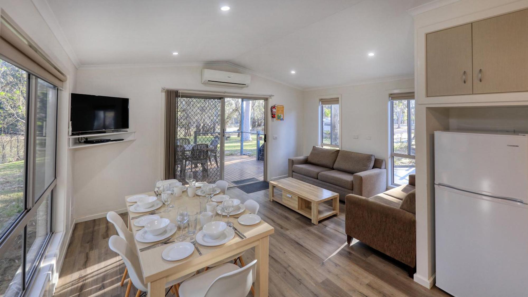 Deniliquin Riverside Caravan Park Zewnętrze zdjęcie