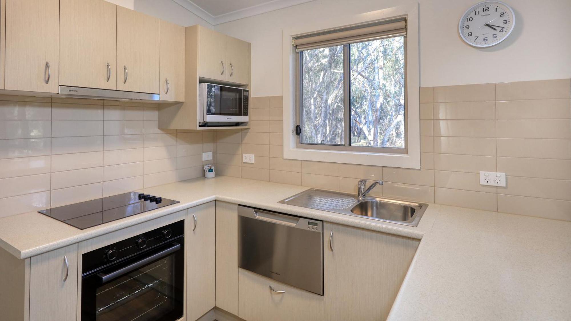 Deniliquin Riverside Caravan Park Zewnętrze zdjęcie