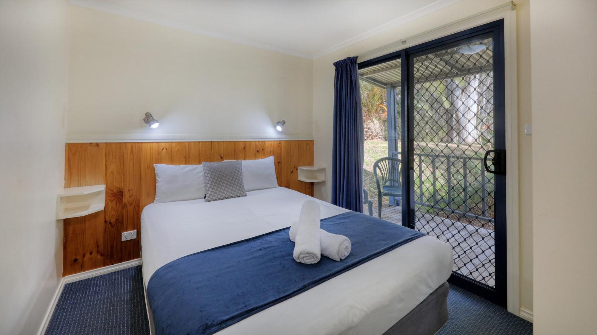 Deniliquin Riverside Caravan Park Zewnętrze zdjęcie